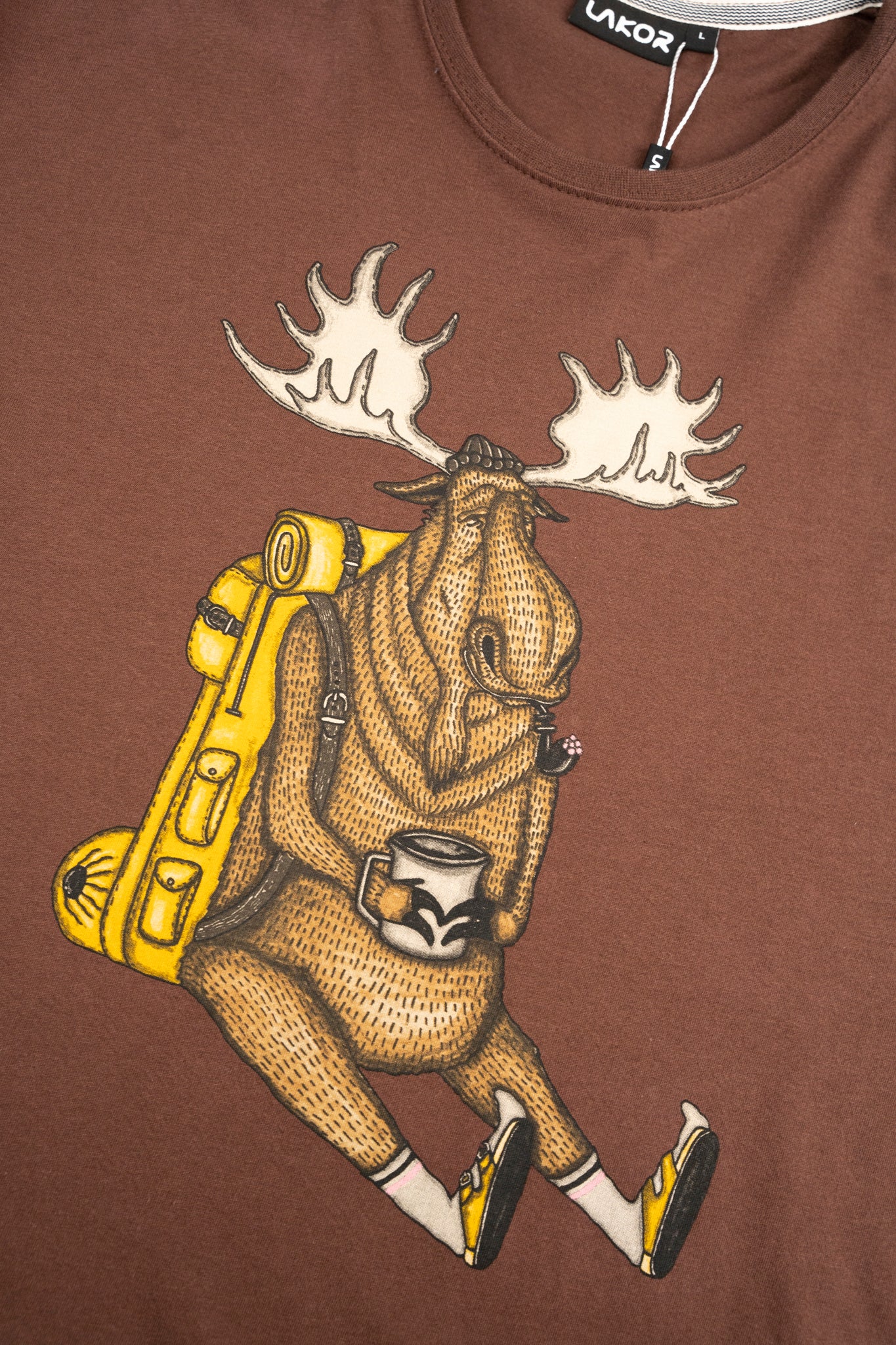 Snooze Moose T-shirt (Chicory Coffee)