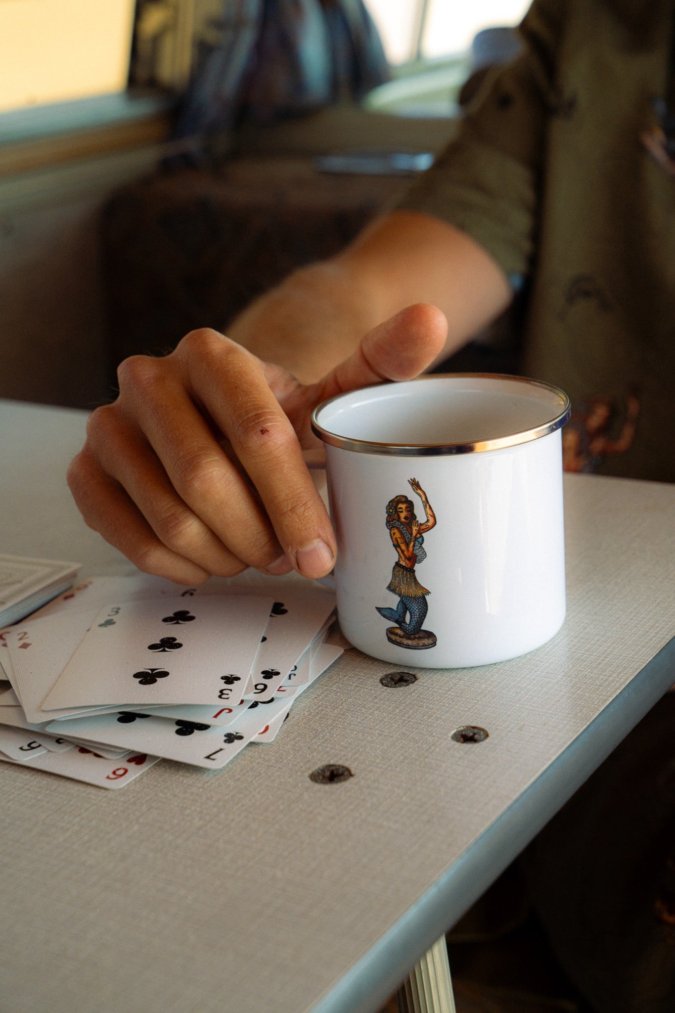 Dashboard Hula Enamel Mug