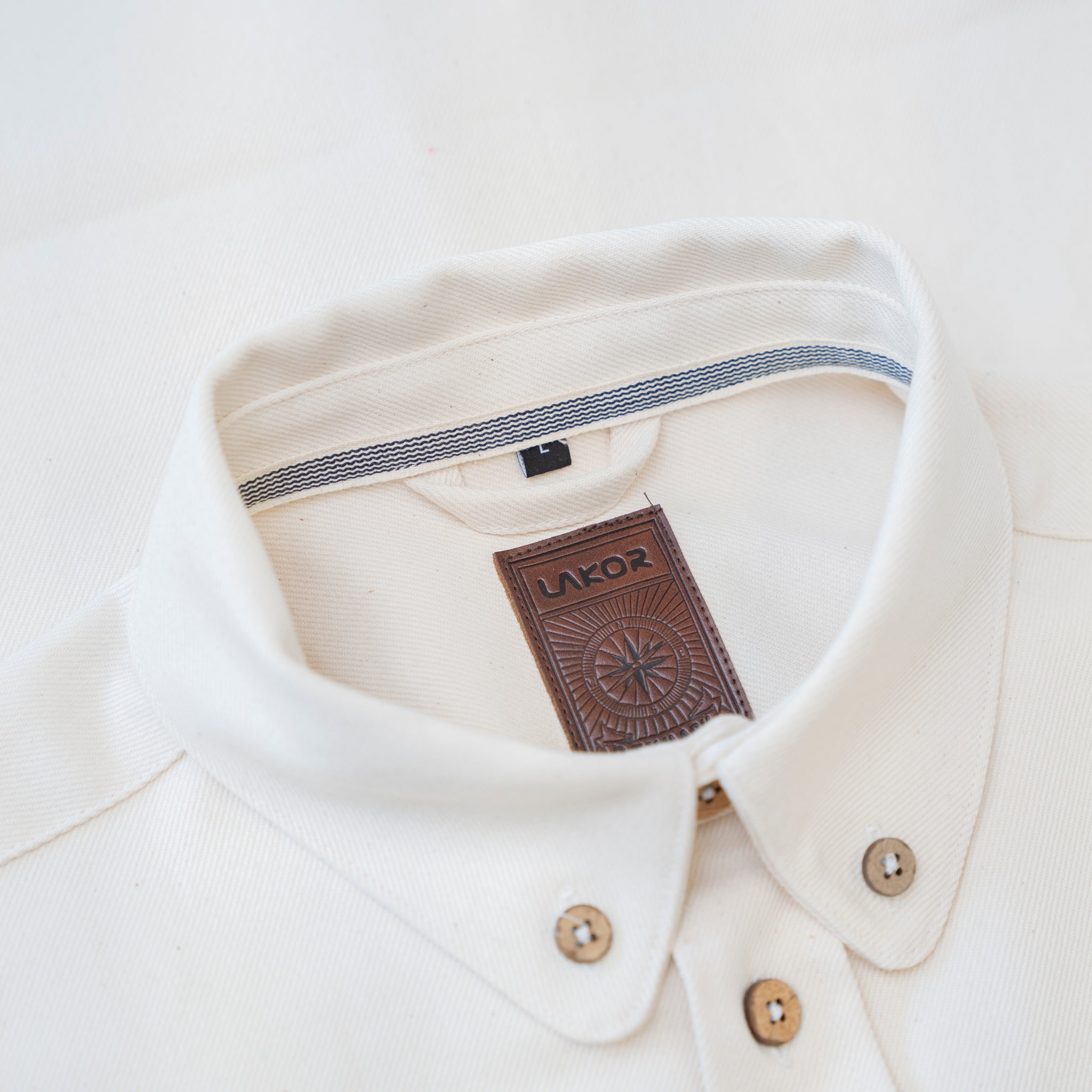 Knokkel Shirt (Creme)